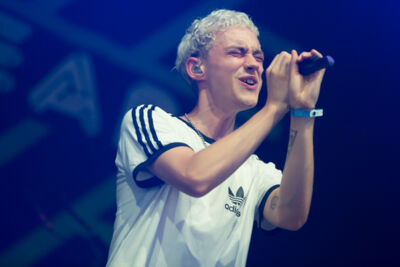 Years & Years @ Lowlands 2015, picture 7, photographed by Dorien Goetschalckx - FrontView Magazine