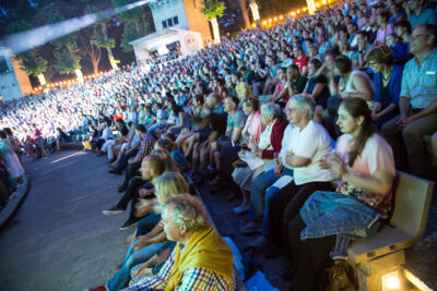 Bart Peeters @ Openluchttheater Rivierenhof (Deurne), picture 39, photographed by Andy Immens - FrontView Magazine