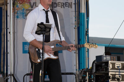 Podium & Sfeer @ Vlaanderen Zingt 2015 in St.-Idesbald, foto 7, foto's door Guy Danneels - FrontView Magazine