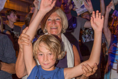 Podium & Sfeer @ Vlaanderen Zingt 2015 in St.-Idesbald, foto 52, foto's door Guy Danneels - FrontView Magazine