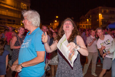 Publieksfoto's & Sfeer Reeks B @ Vlaanderen Zingt 2015 in St.-Idesbald, picture 91, photographed by Guy Danneels - FrontView Magazine