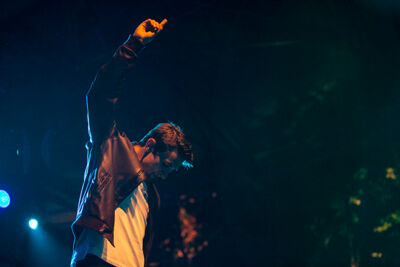 Safi &amp; Spreej @ Openlucht theater Rivierenhof, picture 1, photographed by Frank Lambrechts - FrontView Magazine