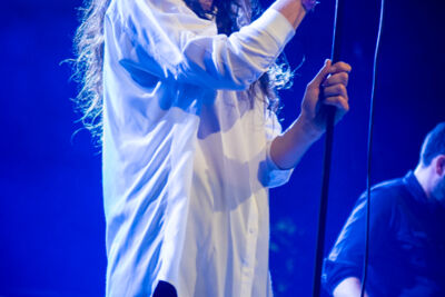 Intergalactic Lovers @ Openluchttheater Rivierenhof, picture 18, photographed by Erwin Evrard - FrontView Magazine