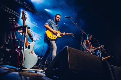 K's Choice @ Boerenrock 2015, foto 5, foto's door Elke Briers - FrontView Magazine