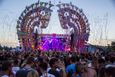 Mysteryland 2015 @ Haarlemmermeer, picture 146, photographed by Tom Van Tongerloo - FrontView Magazine