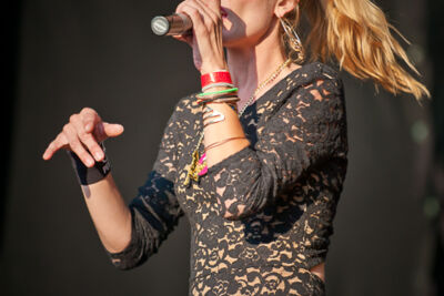 Slongs Dievanongs @ Marktrock Poperinge, foto 23, foto's door Devid Camerlynck - FrontView Magazine
