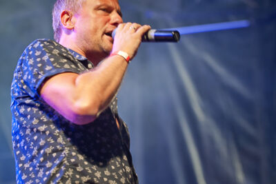Brussels by Night @ Marktrock Poperinge, picture 6, photographed by Devid Camerlynck - FrontView Magazine
