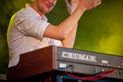 Nielson @ Marktrock Poperinge, picture 8, photographed by Devid Camerlynck - FrontView Magazine