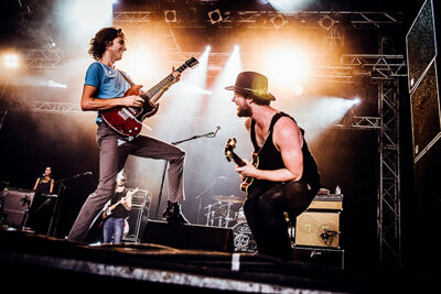 Jett Rebel @ Boerenrock 2015, foto 5, foto's door Elke Briers - FrontView Magazine