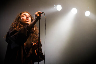 Intergalactic Lovers @ Crammerock 2015, picture 7, photographed by Tom Stessens - FrontView Magazine