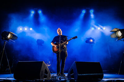 Gavin James @ Crammerock 2015, picture 1, photographed by Elke Briers - FrontView Magazine