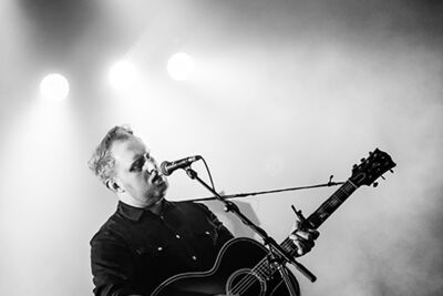 Gavin James @ Crammerock 2015, picture 3, photographed by Elke Briers - FrontView Magazine