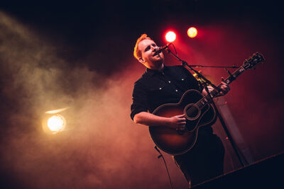 Gavin James @ Crammerock 2015, picture 8, photographed by Elke Briers - FrontView Magazine