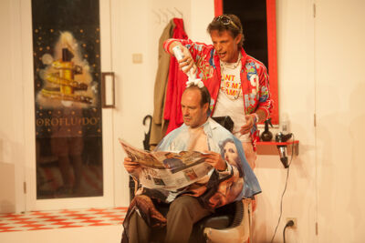 Première "De schaar erin" EWT Theater, foto 14, foto's door Goele Bormans - FrontView Magazine
