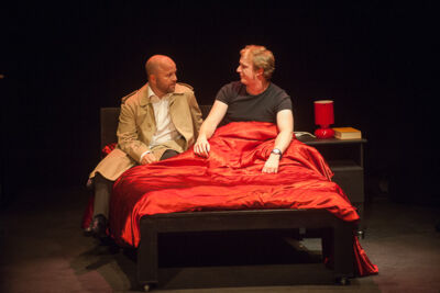 Zijne kleine is de mijne Echt Antwaarps Teater, foto 6, foto's door Goele Bormans - FrontView Magazine