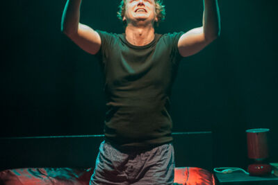 Zijne kleine is de mijne Echt Antwaarps Teater, foto 22, foto's door Goele Bormans - FrontView Magazine