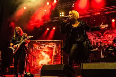 Nightqueen @ OlensFest 2015, picture 21, photographed by Edwin Houdevelt - FrontView Magazine