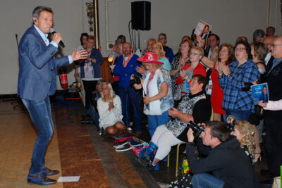 CD voorstelling Willy Sommers @ Zaal Eldorado Humbeek, picture 10, photographed by Peter Minnebo - FrontView Magazine