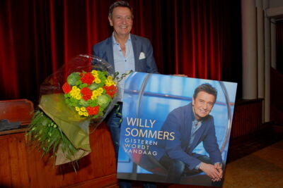 CD voorstelling Willy Sommers @ Zaal Eldorado Humbeek, picture 15, photographed by Peter Minnebo - FrontView Magazine