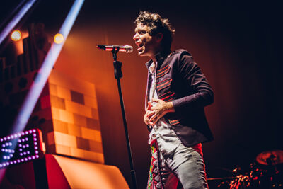 Mika @ Vorst Nationaal, picture 6, photographed by Elke Briers - FrontView Magazine