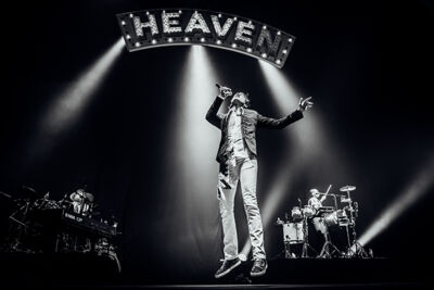 Mika @ Vorst Nationaal, picture 7, photographed by Elke Briers - FrontView Magazine