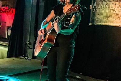 Anneke Van Giersbergen @ De Verlichte Geest, picture 3, photographed by Edwin Houdevelt - FrontView Magazine