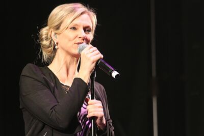 Laura Lynn @ Bogget Fieest, foto 4, foto's door Heidi Elen - FrontView Magazine
