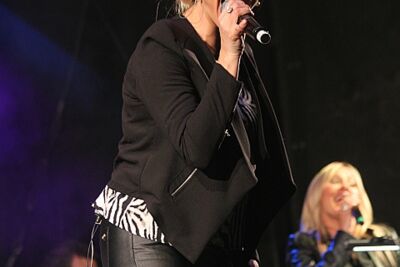 Laura Lynn @ Bogget Fieest, foto 10, foto's door Heidi Elen - FrontView Magazine