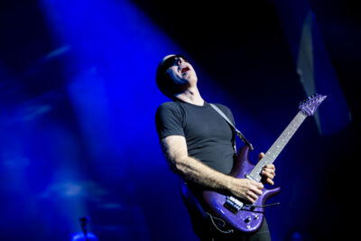 Joe Satriani @ De Roma, picture 5, photographed by Dorien Goetschalckx - FrontView Magazine