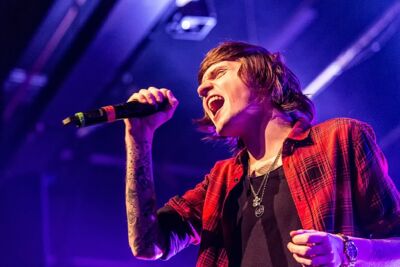 Asking Alexandria @ Trix, picture 2, photographed by Edwin Houdevelt - FrontView Magazine