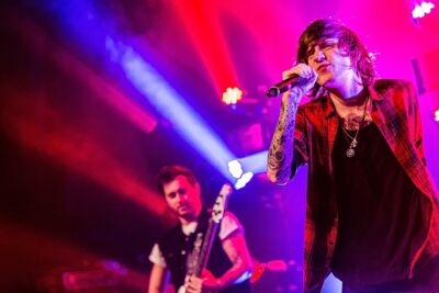 Asking Alexandria @ Trix, picture 20, photographed by Edwin Houdevelt - FrontView Magazine