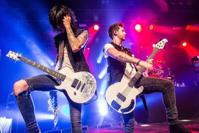 Asking Alexandria @ Trix, picture 21, photographed by Edwin Houdevelt - FrontView Magazine