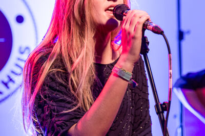 Emma Bale - Showcase @ Felixpakhuis Antwerpen, picture 16, photographed by Guy Danneels - FrontView Magazine