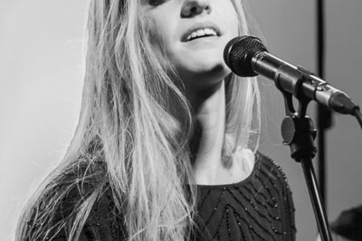Emma Bale - Showcase @ Felixpakhuis Antwerpen, picture 33, photographed by Guy Danneels - FrontView Magazine