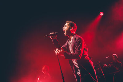 Måns Zelmerlöw @ Het Depot, picture 6, photographed by Elke Briers - FrontView Magazine