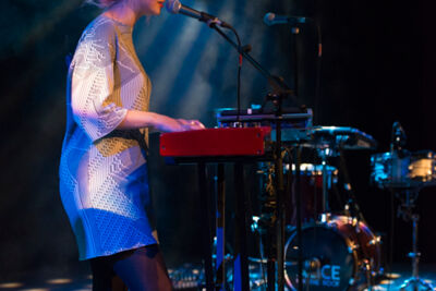 Alice On The Roof @ Decibelz, picture 16, photographed by FrontView Magazine