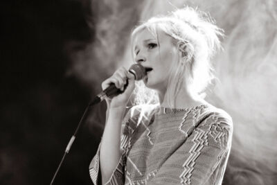 Alice On The Roof @ Decibelz, picture 25, photographed by FrontView Magazine