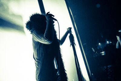 Kovacs @ Ancienne Belgique Club, picture 6, photographed by Geert Pieters - FrontView Magazine