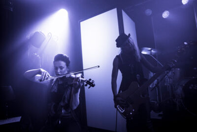 Kovacs @ Ancienne Belgique Club, picture 13, photographed by Geert Pieters - FrontView Magazine