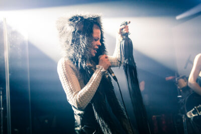 Kovacs @ Ancienne Belgique Club, picture 34, photographed by Geert Pieters - FrontView Magazine