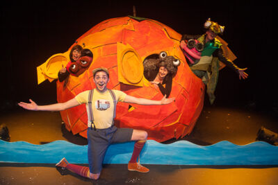 De Reuzenperzik Uitgezonderd Theater!, foto 42, foto's door Goele Bormans - FrontView Magazine