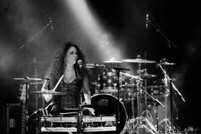 Sheila E. @ De Effenaar Eindhoven, picture 8, photographed by Bart Baevegems - FrontView Magazine