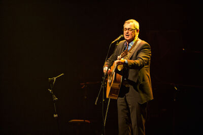 Bart Herman Solo @ CC Merksem, picture 10, photographed by James Van Roosbroeck - FrontView Magazine
