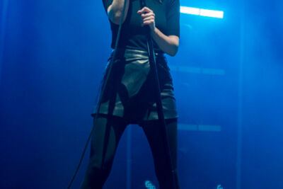 CHVRCHES @ Ancienne Belgique, picture 5, photographed by Erwin Evrard - FrontView Magazine