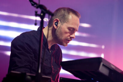 CHVRCHES @ Ancienne Belgique, picture 15, photographed by Erwin Evrard - FrontView Magazine