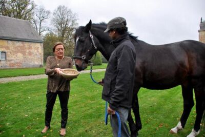 Boekvoorstelling Mariette Withages @ Kasteel van 's Gravenwezel, picture 1, photographed by Peter Minnebo - FrontView Magazine