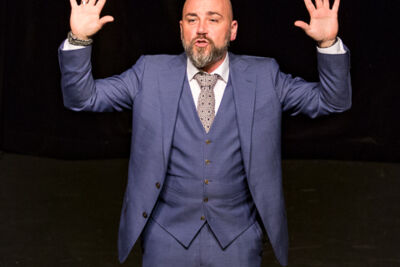 De Improfeten @ Fakkelteater Antwerpen, picture 2, photographed by Guy Danneels - FrontView Magazine