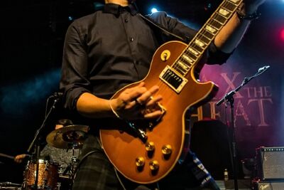 Tax the Heat @ Trix, picture 9, photographed by Edwin Houdevelt - FrontView Magazine