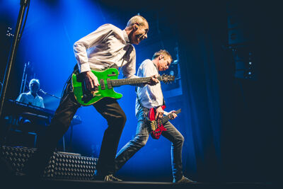 Status Quo @ 013 Tilburg, picture 2, photographed by Elke Briers - FrontView Magazine