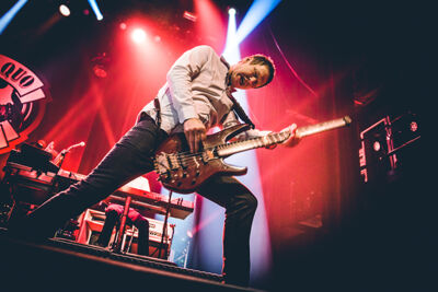 Status Quo @ 013 Tilburg, picture 6, photographed by Elke Briers - FrontView Magazine